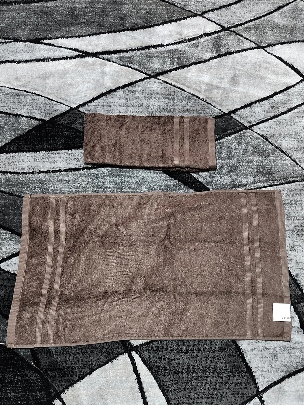 SONOMA SET-OF-2 SOLID BROWN CHOCOLATE COTTON HAND TOWELS